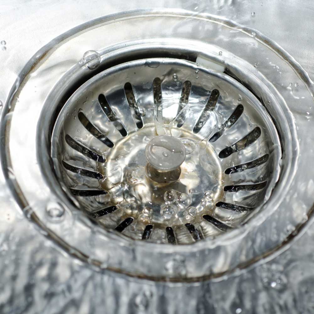 Redno čiščenje odtokov